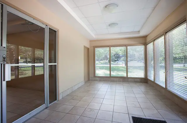 AMAZING LARGE 2 BEDROOM - CLAYTON PARK in Long Term Rentals in City of Halifax - Image 16
