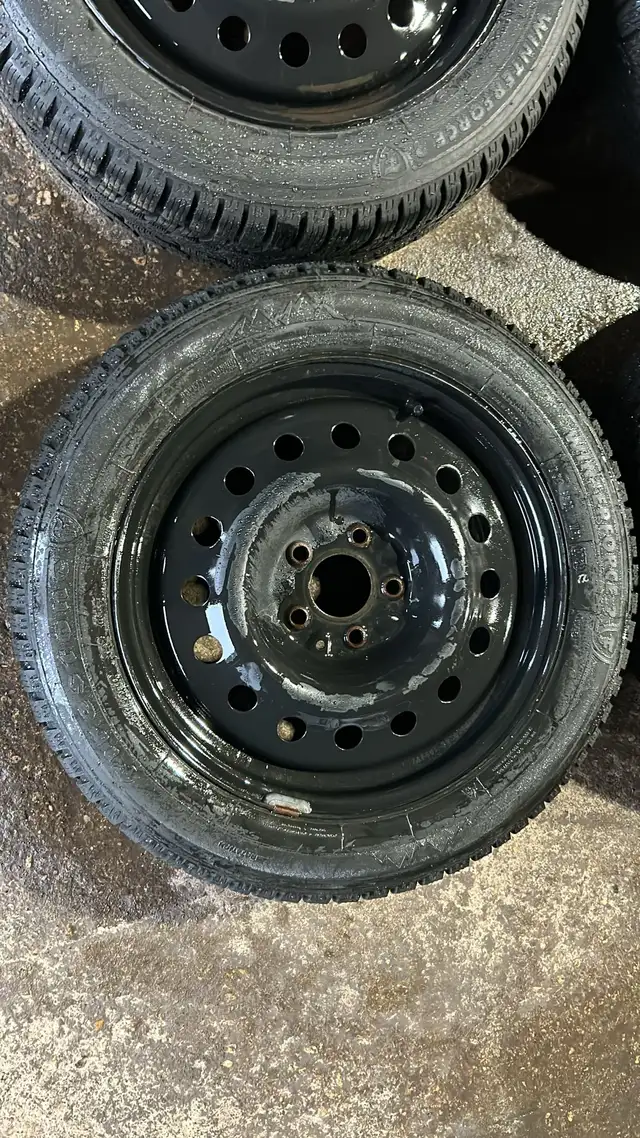 215 55 17 - RIMS AND TIRES- LIKE BRAND NEW - WINTERFORCE 5x114.3 in Tires & Rims in Kitchener / Waterloo - Image 3