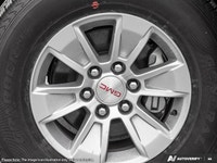 8-cylinder engine ensures powerful performance - All-wheel drive enhances traction and control - Hea... (image 7)