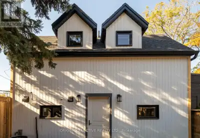 FULLY FURNISHED, ALL-INCLUSIVE & PARKING INCLUDED! Welcome to 8 Oakdene Crescent, a rare opportunity...