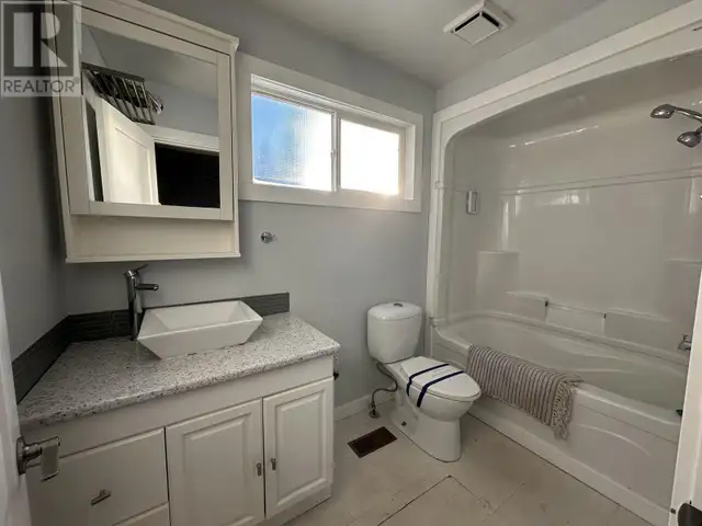 8924 115 AVENUE Fort St. John, British Columbia in Houses for Sale in Fort St. John - Image 10