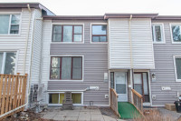 AFFORDABLE LIVIING IN NEPEAN! 3 BDRM TOWNHOME. $374,900