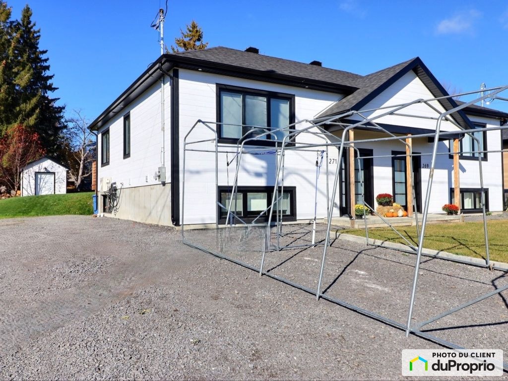 $399,000 - Semi-detached for sale in Ste-Anne-de-Beaupre — photo 2
