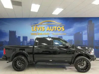 RAM 1500 CLASSIC 2022 V8 5.7L CREW-CAB 4X4 TOUT ÉQUIPÉ / CAMÉRA DE RECUL / BLUETOOTH / AVEC SEULEMEN...