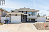 2 Assiniboia Road W Lethbridge, Alberta