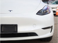 2023 TESLA MODEL Y LONG RANGE - NO ACCIDENTS - BC VEHICLE - NAVIGATION - BACKUP CAMERA - HEATED FRON... (image 6)