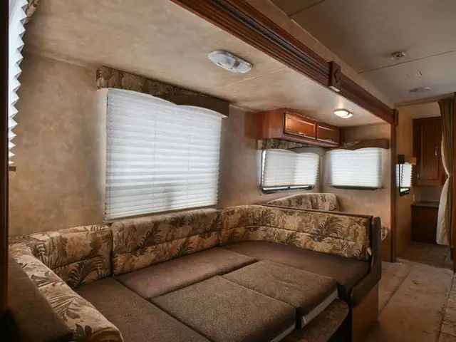 2010 Jayflight 29QBH in Travel Trailers & Campers in St. Albert - Image 14
