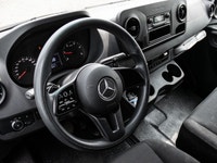 . Engine: 6 Cylinder Engine (image 7)