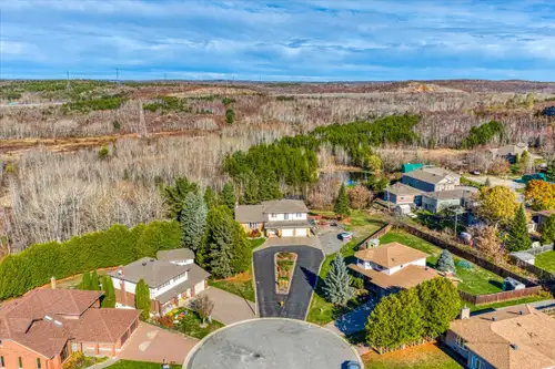 LOCATED AT END OF CUL-DE- SAC OFFERING MUCH PRIVACY. THIS CUSTOM CRAFTED RESIDENCE WAS MATICULOUSLY...