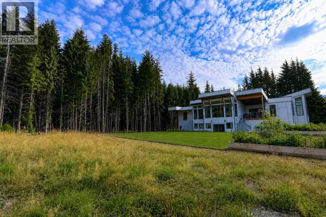 69 ELDERBERRY STREET Kitimat, British Columbia in Houses for Sale in Kitimat - Image 3