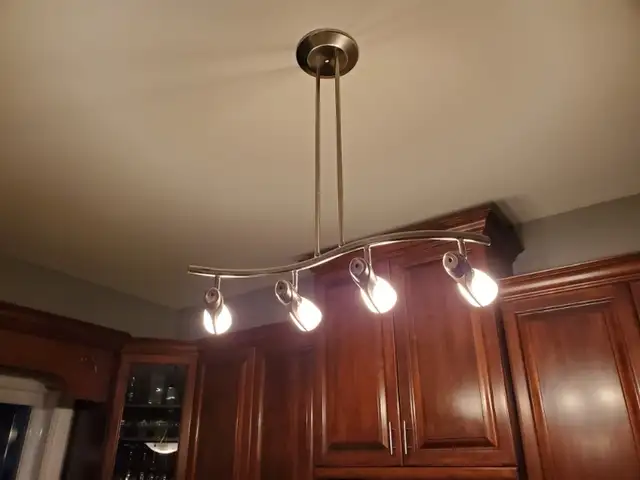 Luminaire, encastrés, plafonnier in Indoor Lighting & Fans in Laval / North Shore - Image 3
