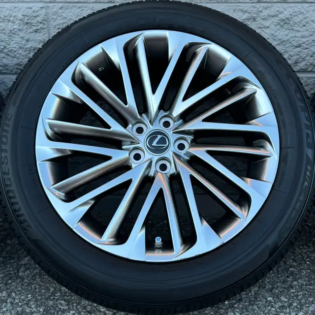 (90%) 4x Lexus RX 20" OEM All Season Wheels Package in Tires & Rims in City of Toronto - Image 5