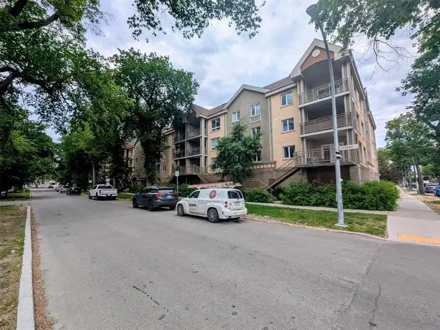206 99 Gerard Street Winnipeg, Manitoba62854412211843122