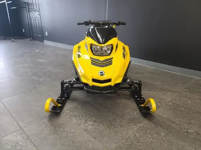 2024 Ski-Doo MXZ 120 in Snowmobiles in Lanaudière - Image 3