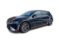 Le Hyundai IONIQ 5 N 2025 est un VUS électrique haute performance qui combine la technologie avancée... (image 6)