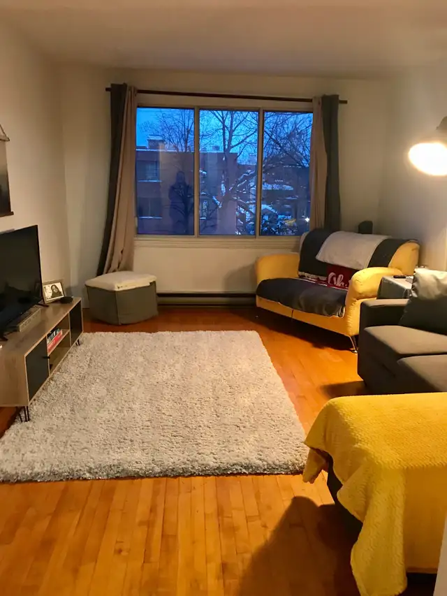 41/2 à louer à Cote-des-neiges, 5 min métros ligne orange in Long Term Rentals in City of Montréal - Image 2