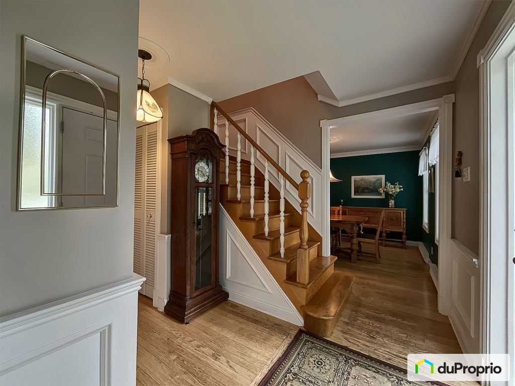 12e Avenue — photo 3