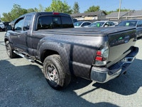 AS TRADED SPECIAL At RuralWorx Auto Sales we have a 2012 Toyota Tacoma TRD OFF-ROAD ! This truck was... (image 3)