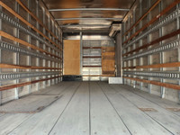 Ryder Stock ID: 752177 Transmission Type/Speed: AUTO 6 Engine: DIESEL J05ETP'10 210/2500 Horse Power... (image 9)