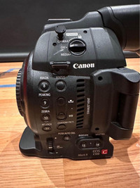 Canon C100 Mark II Cinema Camera Bundle