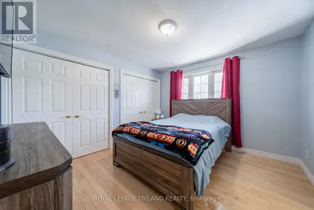 10234 JULIE AVENUE Lambton Shores (Grand Bend), Ontario in Houses for Sale in Grand Bend - Image 30