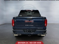 The 2021 GMC Sierra 1500 Denali blends premium craftsmanship, commanding capability, and modern soph... (image 3)