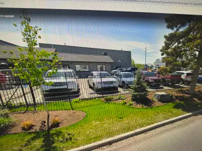 multiple bays for rent shared space and seperate bays available, also yard space available ,office s...