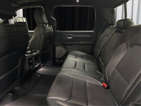 NAVIGATION, HEATED FRONT SEATS, ADAPTIVE CRUISE CONTROL, HEATED STEERING WHEEL, ALLOY WHEELS, TRAILE... (image 9)