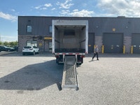 2020 Hino Truck 195 2020 HINO TRUCK 195;Medium Duty Trucks - VAN-REEFER MANAGERS SPECIAL Penske Loca... (image 8)
