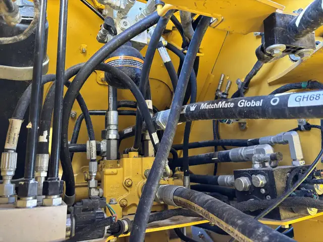 2019 DEERE 544L in Heavy Equipment in Lethbridge - Image 24