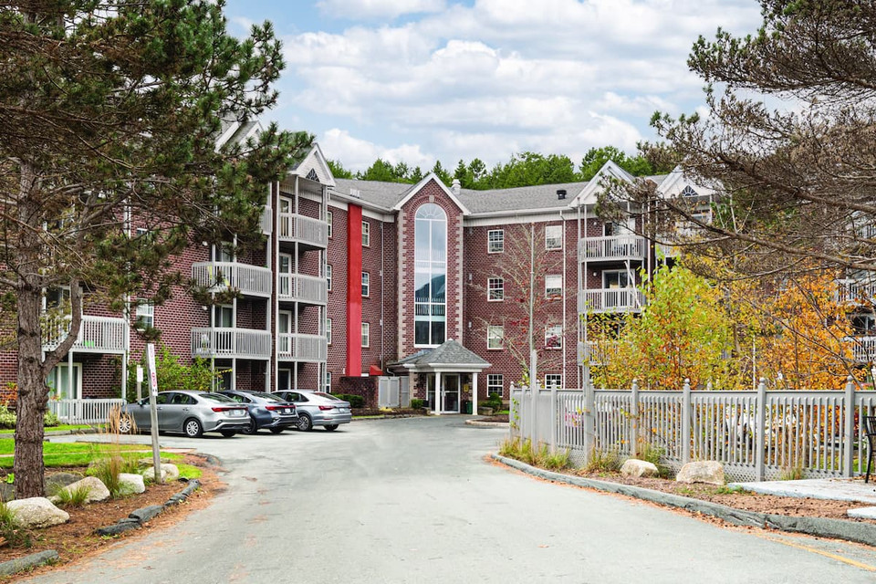 Ocean Brook Apartments - 1 Bdrm available at 40 Charlotte Lane,  in Long Term Rentals in City of Halifax