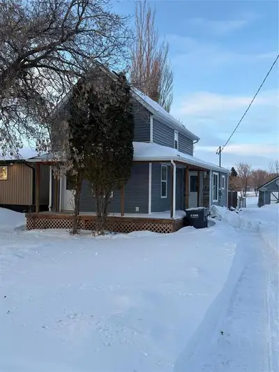 R33//Souris/Cheaper than renting. This one and half story home in Souris has 2 bedrooms and a 4 piec...