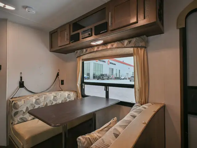 2019 Wildcat 245RGX in Travel Trailers & Campers in St. Albert - Image 11