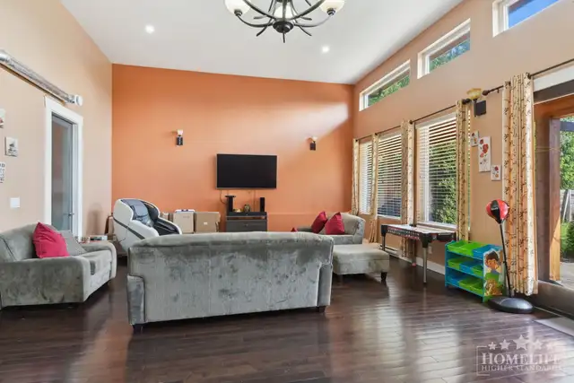 Spacious 5-Bed Family Home in North Delta in Long Term Rentals in Delta/Surrey/Langley - Image 8