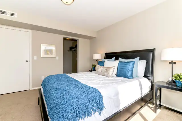 Pet-Friendly One Bedroom One Bath with In-suite Laundry for Rent in Long Term Rentals in Edmonton - Image 12