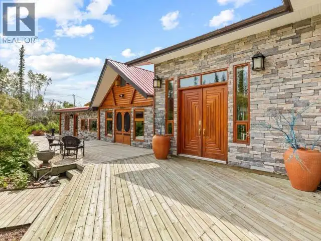 14 BAYVIEW ROAD Whitehorse South, Yukon in Houses for Sale in Whitehorse - Image 8