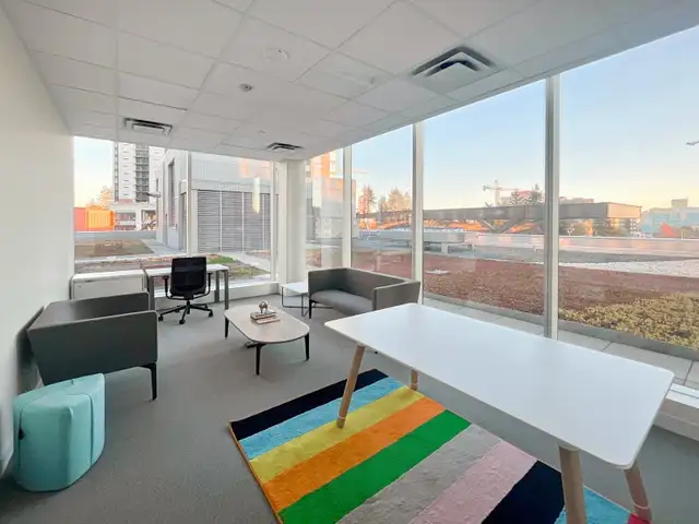 Rent a large office space for 20 persons in in Commercial & Office Space for Rent in Delta/Surrey/Langley - Image 4