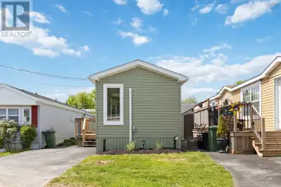 Welcome to 21 Chebogue Street, Dartmouth, NS A Perfect Blend of Comfort and Convenience. Nestled in...