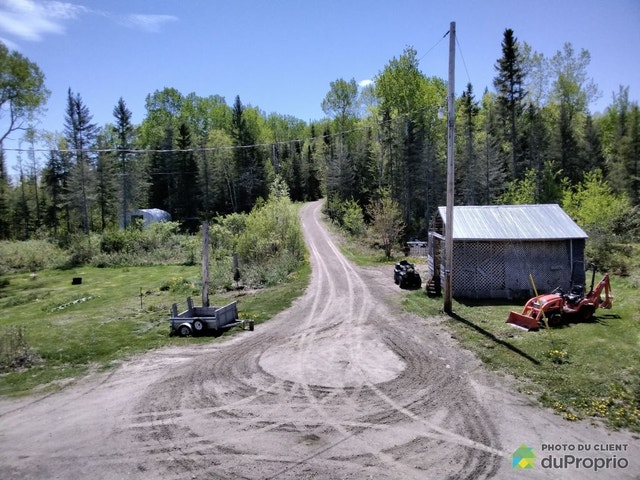 $835,000 - 2 Storey for sale in Jonquière (Lac-Kénogami) — photo 2