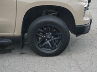 2022 Chevrolet Silverado 1500 LT Trail Boss No Accidents Ready for action and built to impress this... (image 8)