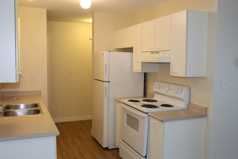 3 Bedroom with Washer/Dryer. Dawson Creek Long Term Rentals Dawson