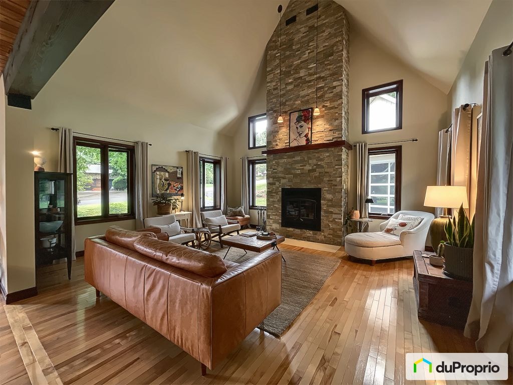 $749,900 - 2 Storey for sale in Oka — photo 2