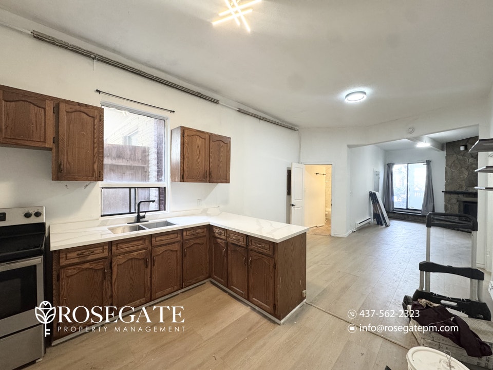 Spacious 800 Sq. Ft. Studio-Style Condo in Toronto with Parking 3