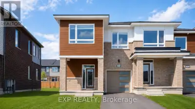 Rare 4-bedroom End-unit townhouse featuring a huge oversized driveway with ample parking-a truly val...