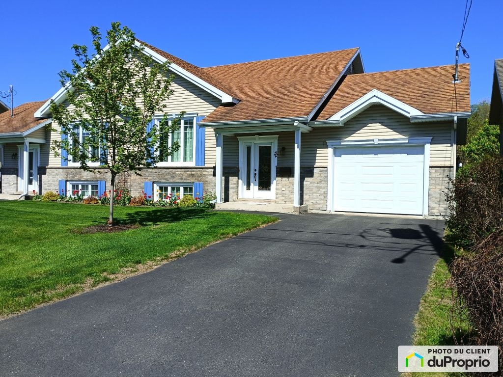 $412,000 - Semi-detached for sale in Victoriaville — photo 1