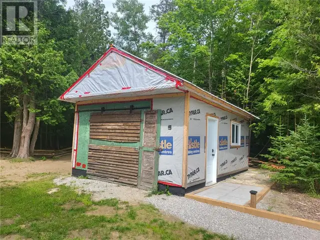 404 PERIVALE Road W Manitoulin Island, Ontario in Houses for Sale in Sudbury - Image 5