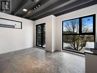 Client RemarksModern Retail Unit with High Ceilings Available in South Etobicoke! Space is perfect f...