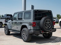 Welcome to 400 Chrysler Dodge Jeep Ram. 2.0L I-4 intercooled turbo engine - 4x4 drivetrain - Advance... (image 5)
