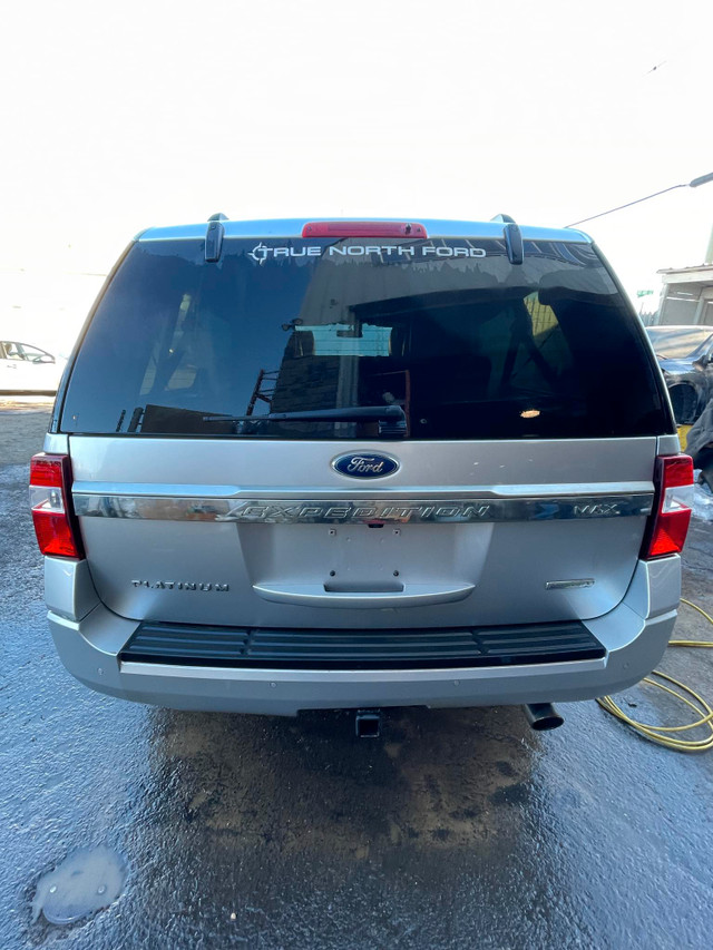 2017 Ford Expedition for PARTS ONLY in Auto Body Parts in Calgary - Image 3