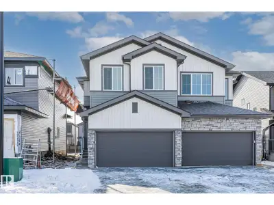 Experience modern living in this stunning, brand-new half-duplex in Leduc’s rapidly growing Woodbend...